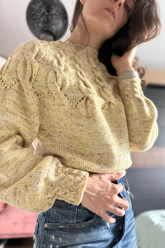 KARINIA merino wool sweater with braided details